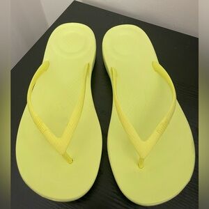 Fitflop iQushion flip flops